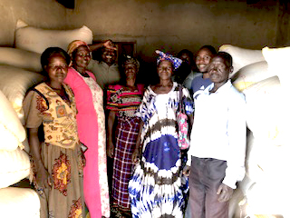 Refugees-maize-processing